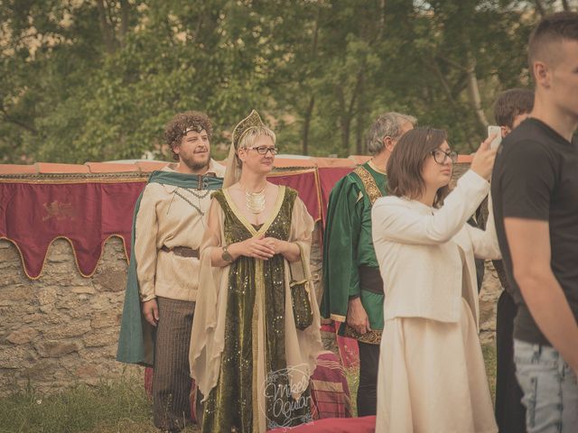 La boda de Santi y Sandra en Navacepedilla De Corneja, Ávila 35