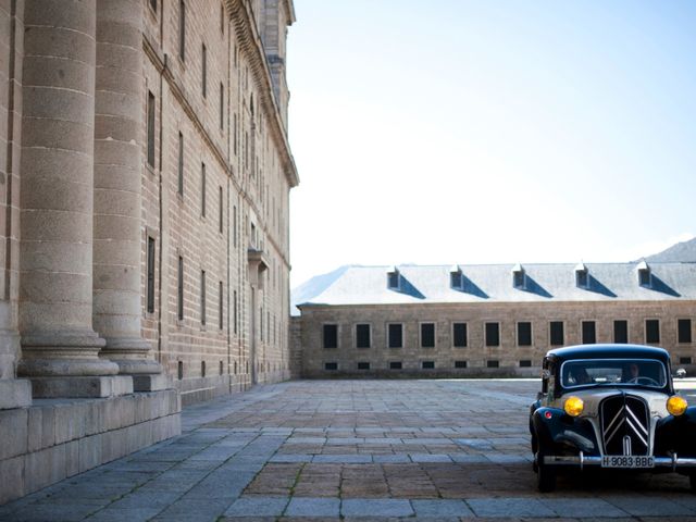 La boda de Christian y Tashy en San Lorenzo De El Escorial, Madrid 19