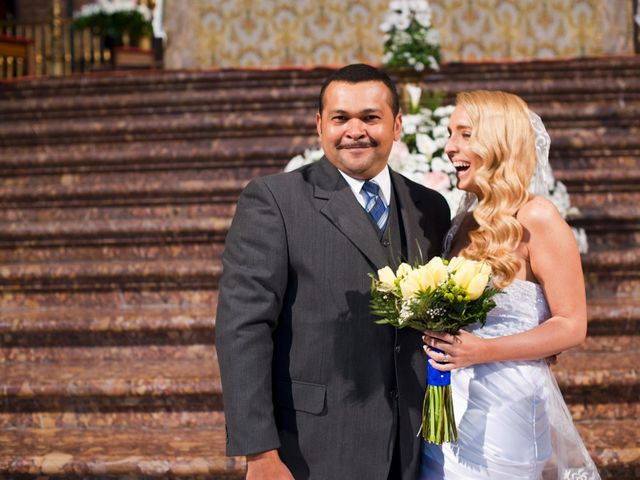 La boda de Christian y Tashy en San Lorenzo De El Escorial, Madrid 33