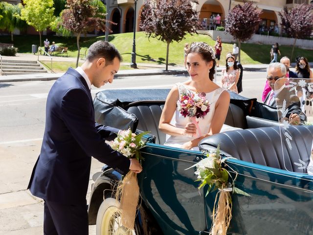 La boda de Alex y Natalia en Soria, Soria 19