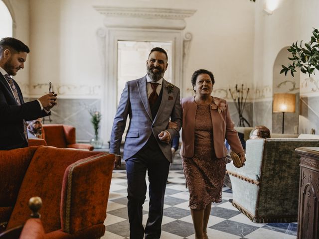 La boda de Juan José y Miriam en Palma Del Rio, Córdoba 13