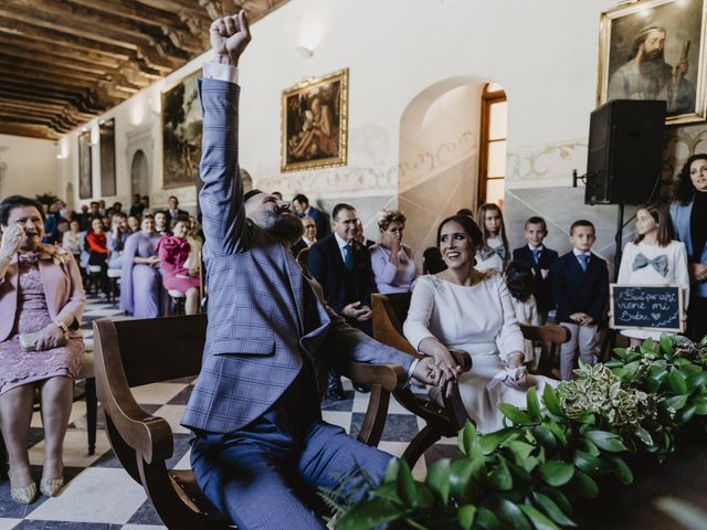 La boda de Juan José y Miriam en Palma Del Rio, Córdoba 16