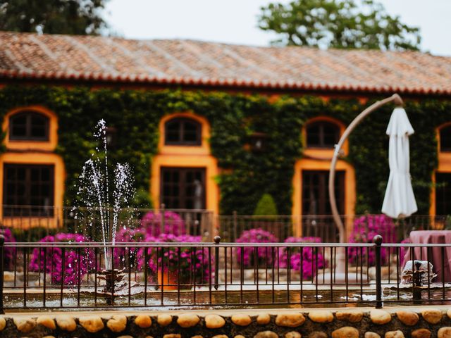 La boda de Rares y Maria en Torremocha Del Jarama, Madrid 40