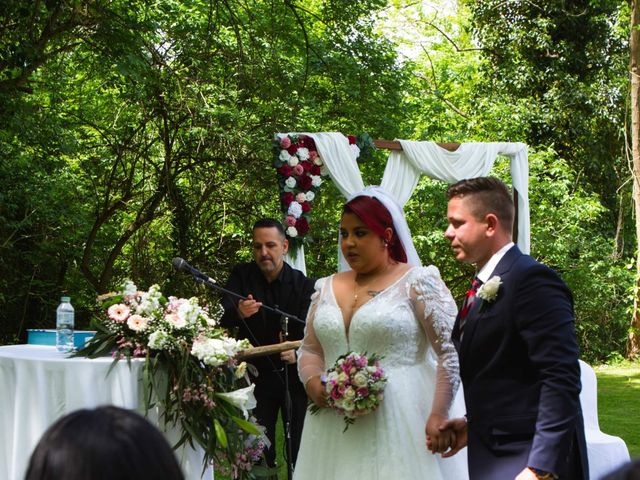 La boda de Marián y Karla en Olot, Girona 24