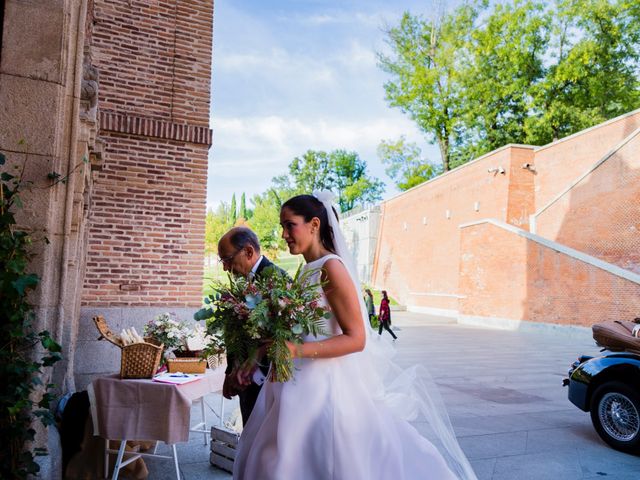 La boda de Eduardo y Mayte en Madrid, Madrid 23