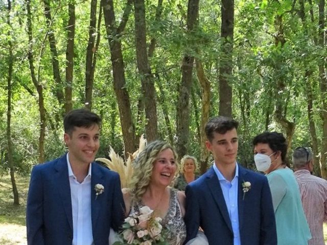 La boda de Xavier Delgado  y Teresa Lapiedra  en Riudarenes, Girona 1