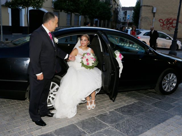 La boda de Mario y Cristina en San Jose De La Rinconada, Sevilla 17