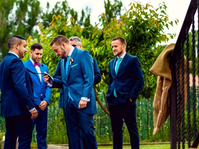 La boda de Juanjo y Vanessa en Navaluenga, Ávila 18