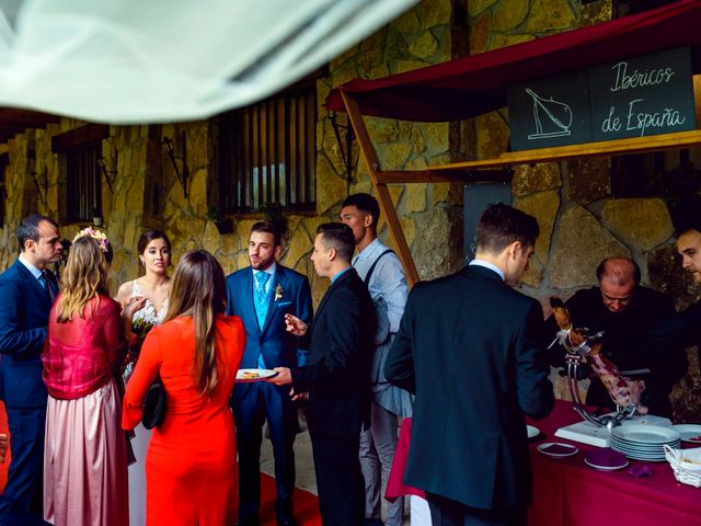 La boda de Juanjo y Vanessa en Navaluenga, Ávila 63