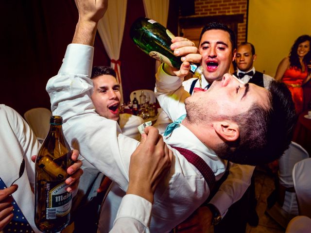 La boda de Juanjo y Vanessa en Navaluenga, Ávila 80