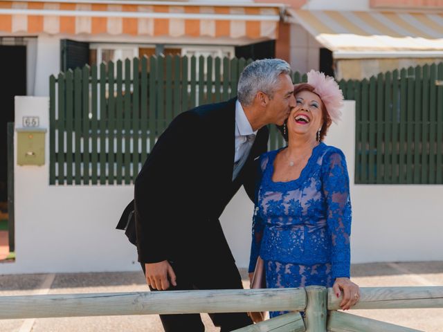 La boda de Miguel y Mari en Chiclana De La Frontera, Cádiz 14