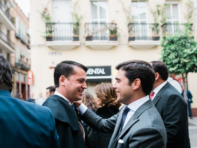 La boda de Félix y Belén en Sevilla, Sevilla 17