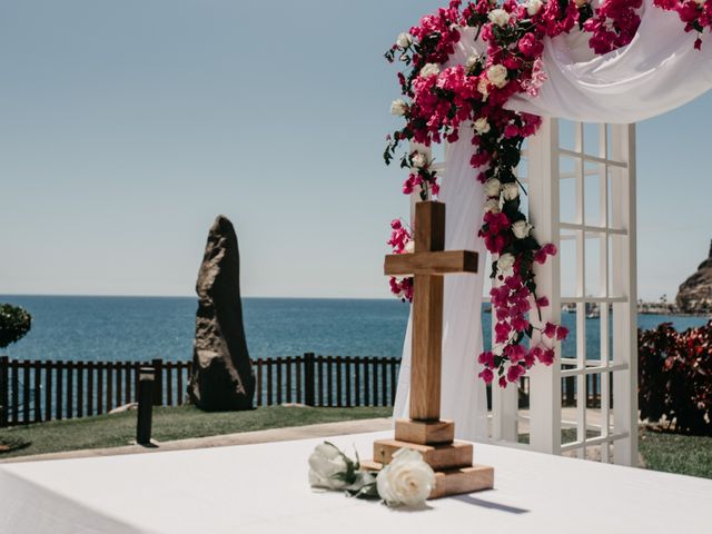 La boda de Alfonso y Elodie en Taurito, Las Palmas 36