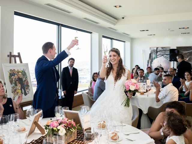 La boda de Philipp y Cris en A Coruña, A Coruña 33