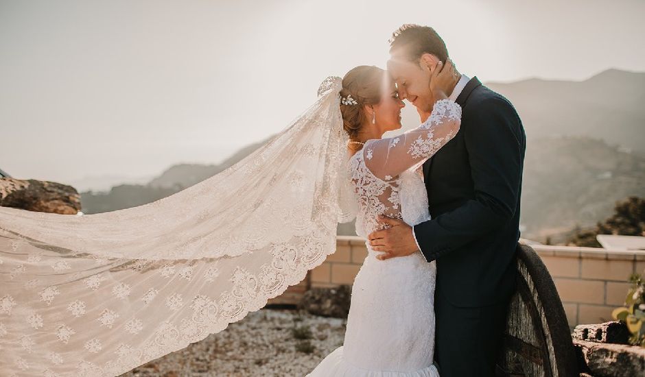 La boda de Isma y Isabel en Fuengirola, Málaga