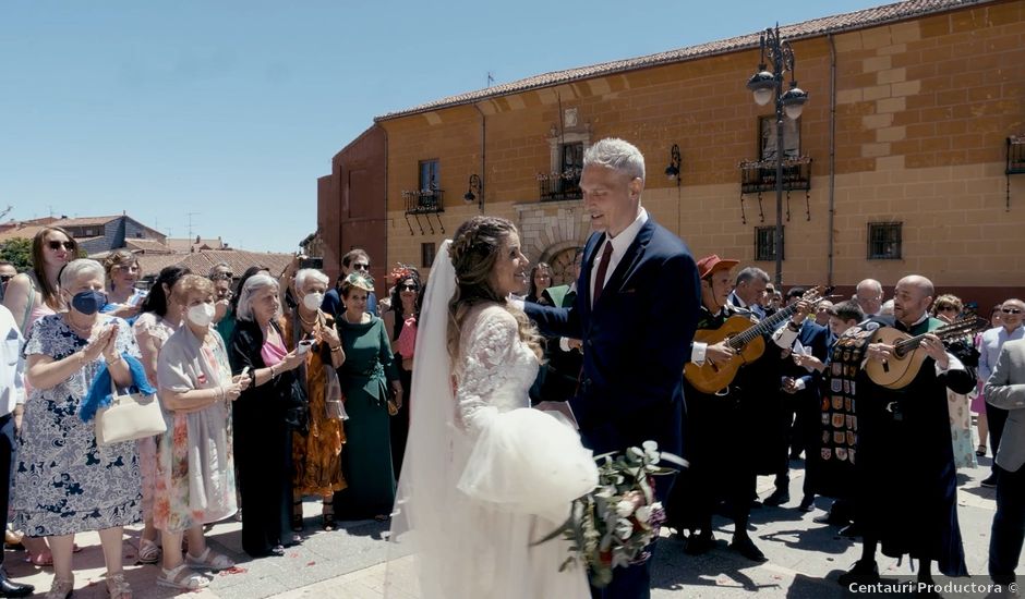La boda de Chris y Mely en León, León
