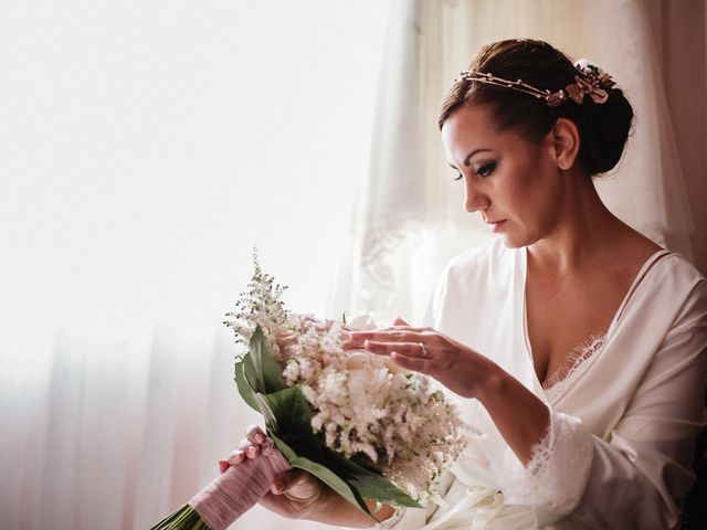 La boda de Rafa y Cristina en Ballesteros De Calatrava, Ciudad Real 32