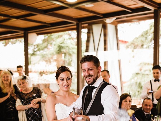 La boda de Rafa y Cristina en Ballesteros De Calatrava, Ciudad Real 102