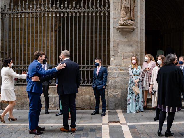 La boda de Javier y Almudena en Pamplona, Navarra 6