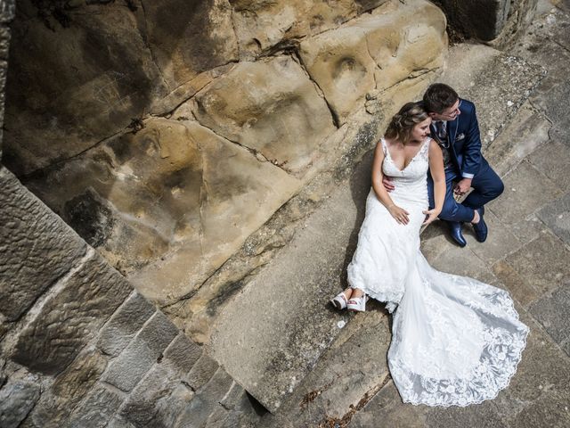 La boda de Javier y Estibaliz en Sos Del Rey Catolico, Zaragoza 30