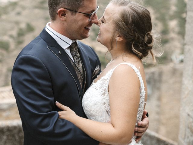 La boda de Javier y Estibaliz en Sos Del Rey Catolico, Zaragoza 36