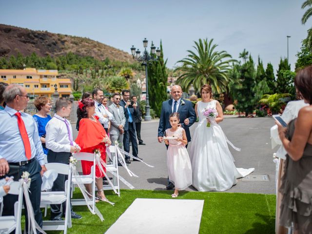 La boda de Cristina y Alexis en La Orotava, Santa Cruz de Tenerife 7