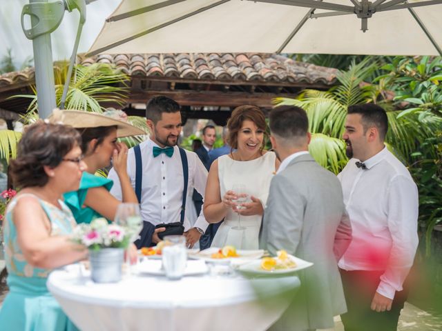 La boda de Cristina y Alexis en La Orotava, Santa Cruz de Tenerife 30