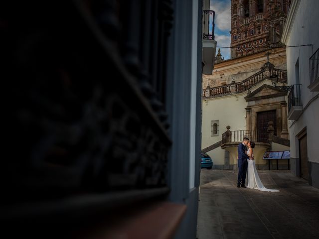 La boda de Benito y Mª. Ángeles en Higuera La Real, Badajoz 45