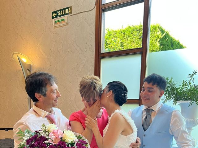 La boda de Carlos  y Jaione  en Pamplona, Navarra 5