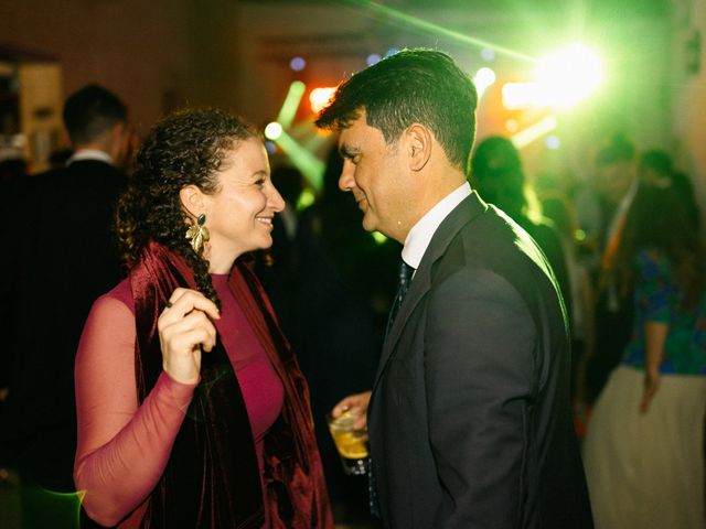 La boda de Jesús y Rocío en Sevilla, Sevilla 240
