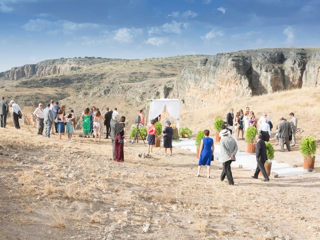 La boda de Ángel y Sara en San Miguel De Bernuy, Segovia 8