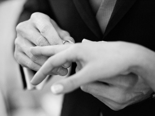 La boda de Antonio y Sheyla en Avilés, Asturias 50