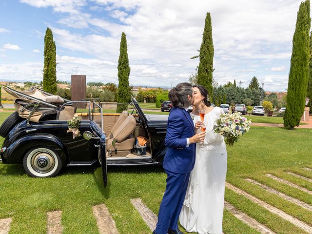 La boda de Nonia y Diego en León, León 49