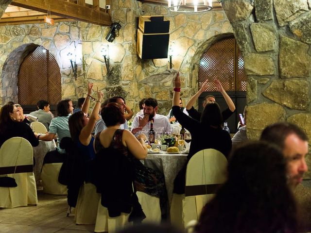 La boda de Juan y Laura en Navaluenga, Ávila 24