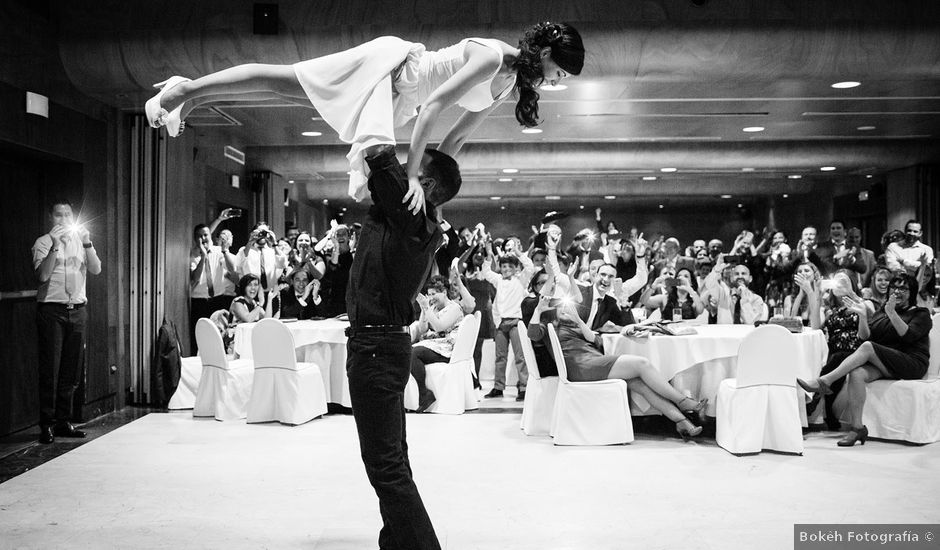 La boda de Antonio y Sheyla en Avilés, Asturias