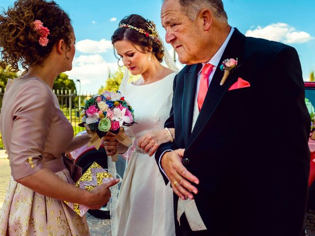 La boda de Jesús y Patricia en Torrejon De Velasco, Madrid 30