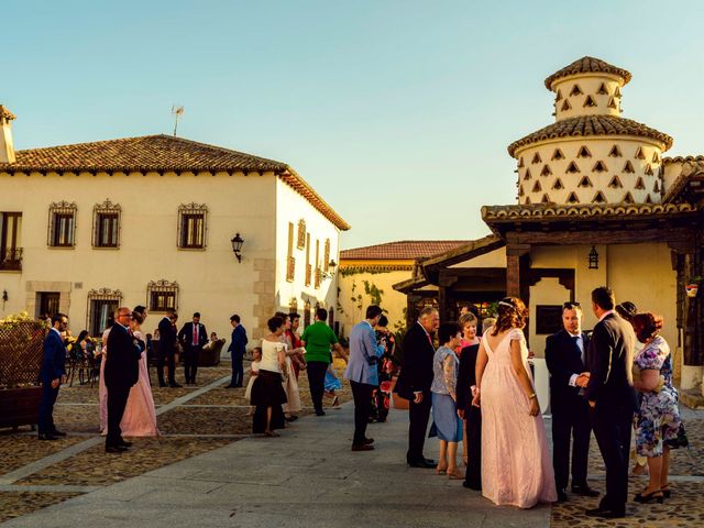 La boda de Jesús y Patricia en Torrejon De Velasco, Madrid 41