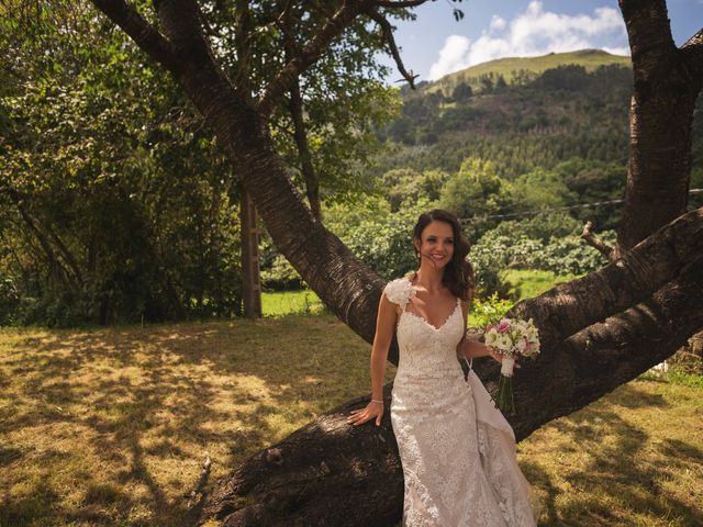 La boda de Raul y Yoana en Caviedes, Cantabria 35