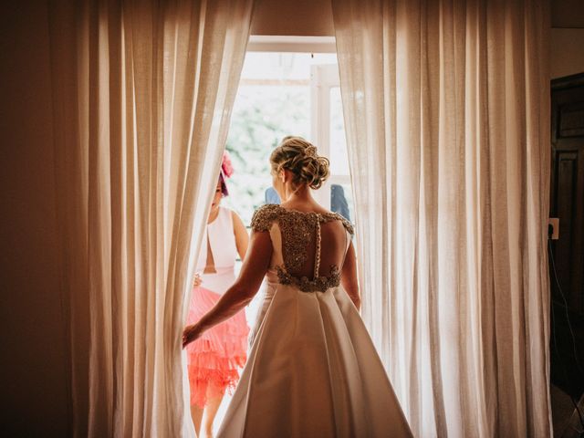 La boda de Kiko y Natalia en Santiago De Compostela, A Coruña 14