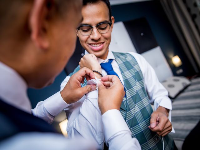 La boda de Cristian y Valle en Almendralejo, Badajoz 25