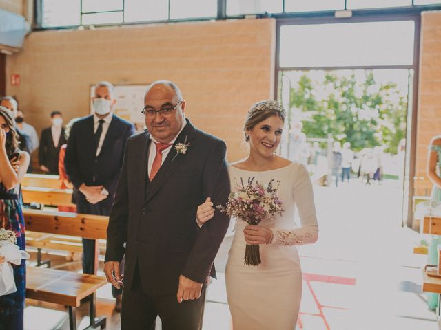 La boda de Miguel Ordoñez y Belén Valenzuela en Terrassa, Barcelona 8