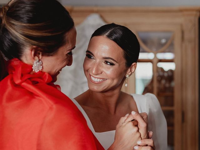 La boda de María y Juan en Pozuelo De Calatrava, Ciudad Real 32