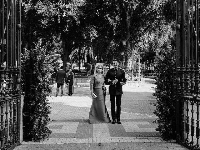 La boda de María y Juan en Pozuelo De Calatrava, Ciudad Real 46