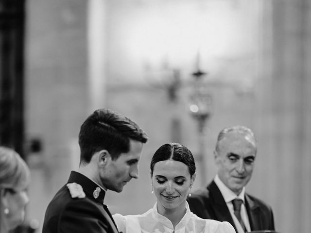 La boda de María y Juan en Pozuelo De Calatrava, Ciudad Real 67