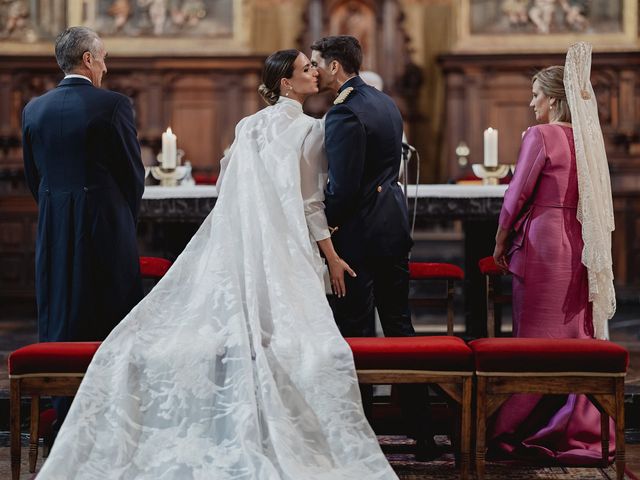 La boda de María y Juan en Pozuelo De Calatrava, Ciudad Real 69