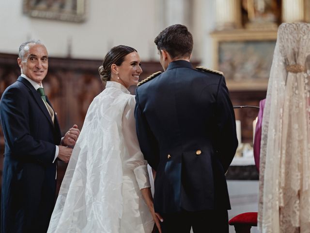 La boda de María y Juan en Pozuelo De Calatrava, Ciudad Real 71