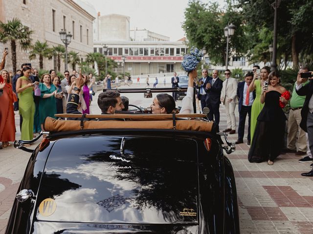 La boda de María y Juan en Pozuelo De Calatrava, Ciudad Real 83