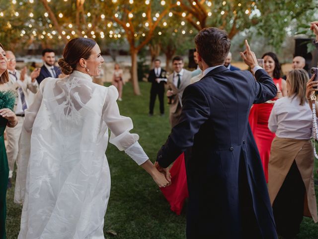 La boda de María y Juan en Pozuelo De Calatrava, Ciudad Real 121