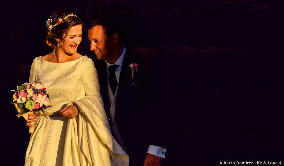 La boda de Jesús y Patricia en Torrejon De Velasco, Madrid