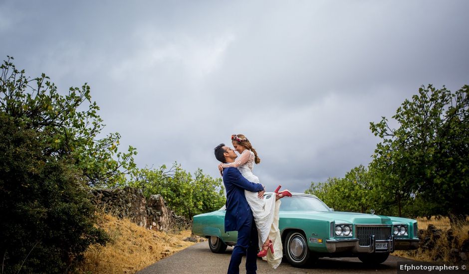 La boda de Cristian y Valle en Almendralejo, Badajoz